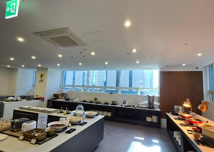 Haeundae Ocean View Terrace ホテル 4*